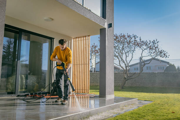 Best Animal Enclosure Cleaning  in Worthington, MN